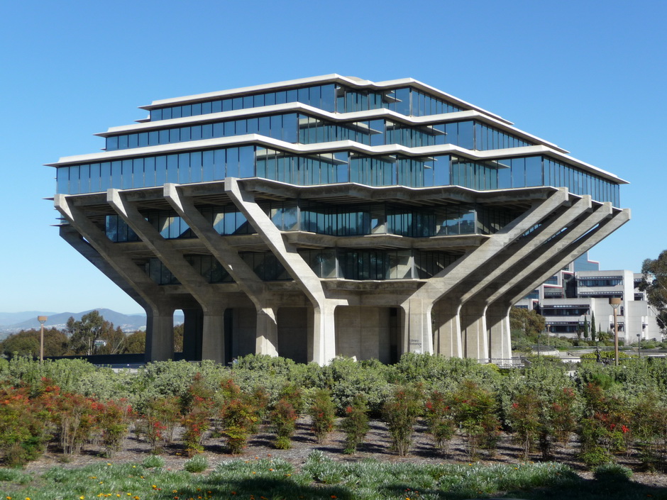 Exterior image of Geisel building at UCSD